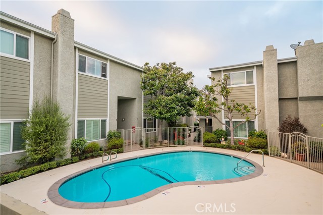 609 Meyer Lane, Redondo Beach, California 90278, 2 Bedrooms Bedrooms, ,1 BathroomBathrooms,Residential,Sold,Meyer,SB21203069
