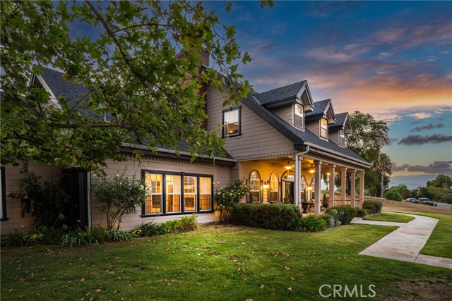 Detail Gallery Image 4 of 59 For 31819 Highview Dr, Redlands,  CA 92373 - 4 Beds | 3/1 Baths