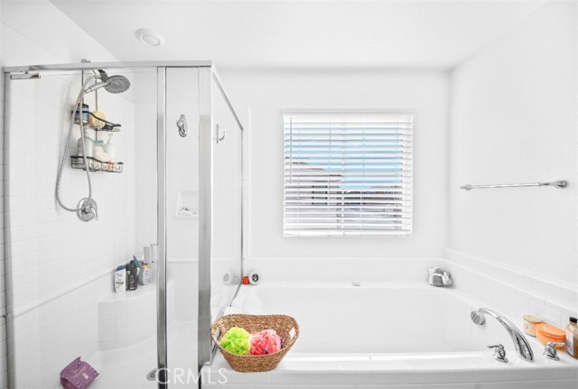 5066 Banjo Way, Hemet CA: https://media.crmls.org/medias/8360c33f-ed5d-4cda-a1e2-355cc05aae38.jpg