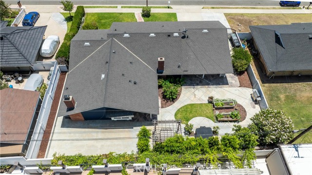 2119 E Denise Avenue, Orange CA: https://media.crmls.org/medias/8361103b-990c-4d16-be53-5a4c8185122d.jpg
