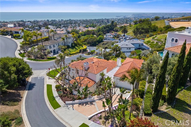 3 Calle Agua, San Clemente CA: https://media.crmls.org/medias/8361d525-c66f-4f80-b1dd-e38fe8e8f1cc.jpg