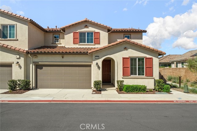 Detail Gallery Image 2 of 56 For 24085 Midvale Ct, Corona,  CA 92883 - 4 Beds | 3 Baths