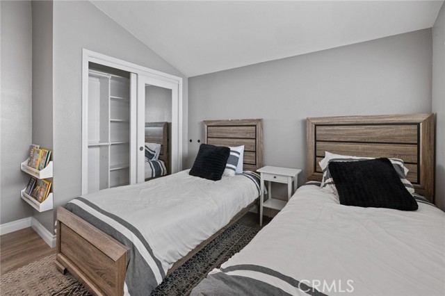 412 Colton Street, Newport Beach CA: https://media.crmls.org/medias/8362beb0-c23d-41fb-94f8-be81bed9247f.jpg