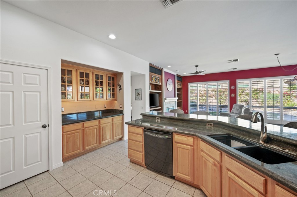 MLS #OC25246344 image #14