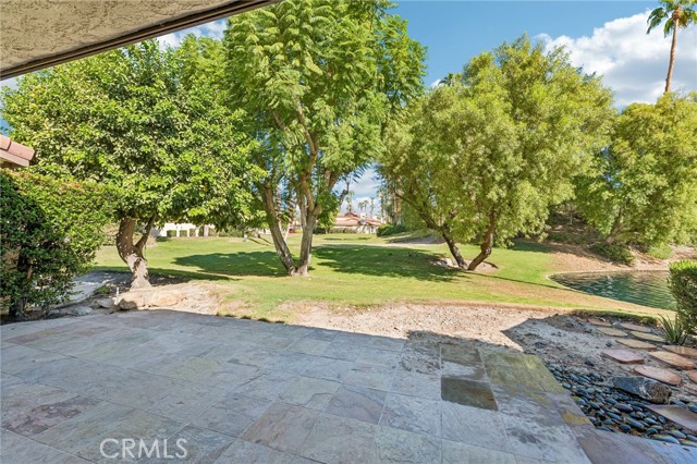 120 Willow Lake, Palm Desert, CA 92260