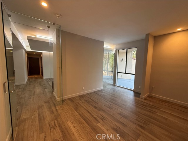 Detail Gallery Image 20 of 33 For 4200 via Arbolada #120,  Los Angeles,  CA 90042 - 2 Beds | 2 Baths