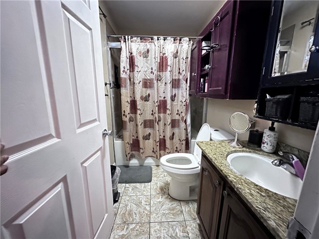 Detail Gallery Image 9 of 17 For 24625 Court St, San Bernardino,  CA 92410 - 4 Beds | 2 Baths