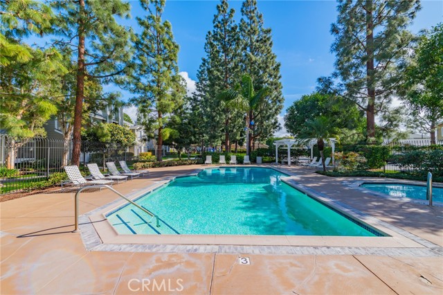 Detail Gallery Image 16 of 20 For 78 Monroe #126,  Irvine,  CA 92620 - 3 Beds | 2/1 Baths