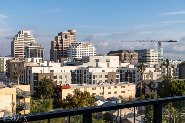 Detail Gallery Image 44 of 66 For 345 Pioneer Dr #1201,  Glendale,  CA 91203 - 2 Beds | 2 Baths