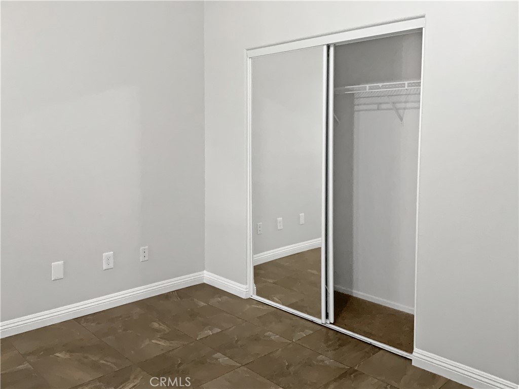 https://media.crmls.org/medias/836645fa-7290-45da-84cc-8c5e63e5ac6c.jpg?preset=X-Large