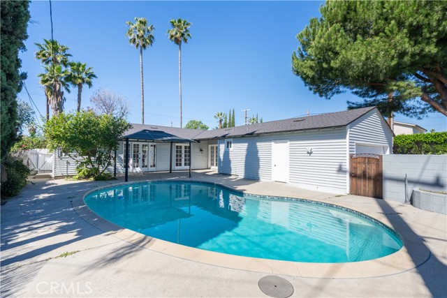 Detail Gallery Image 28 of 33 For 11256 Haskell Ave, Granada Hills,  CA 91344 - 4 Beds | 3 Baths