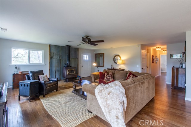 3892 Lopa Road, Mariposa, CA, 95338 3892 Lopa Road, Mariposa, CA, 95338