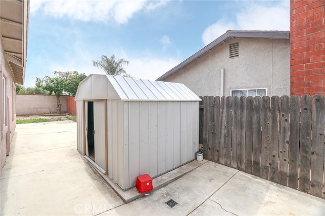 2857 S Desert Forest Avenue, Ontario CA: https://media.crmls.org/medias/83682a92-41f4-47de-8187-28520041faca.jpg