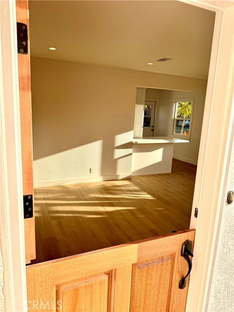 Detail Gallery Image 6 of 35 For 2064 Republic Ave, Costa Mesa,  CA 92627 - 4 Beds | 2 Baths