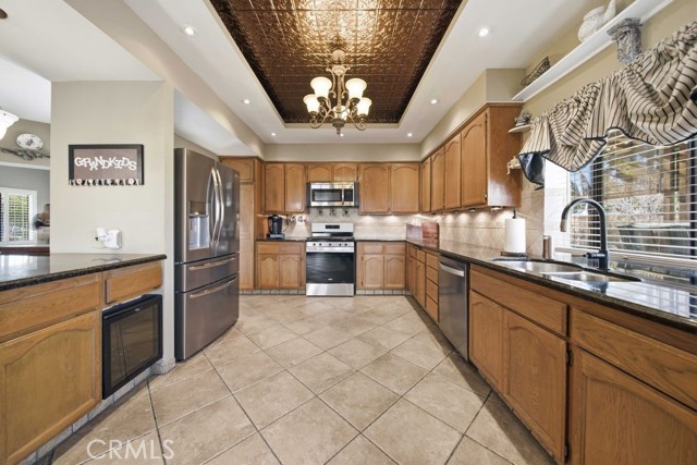 Detail Gallery Image 22 of 62 For 5633 W Avenue L2, Lancaster,  CA 93536 - 4 Beds | 3 Baths