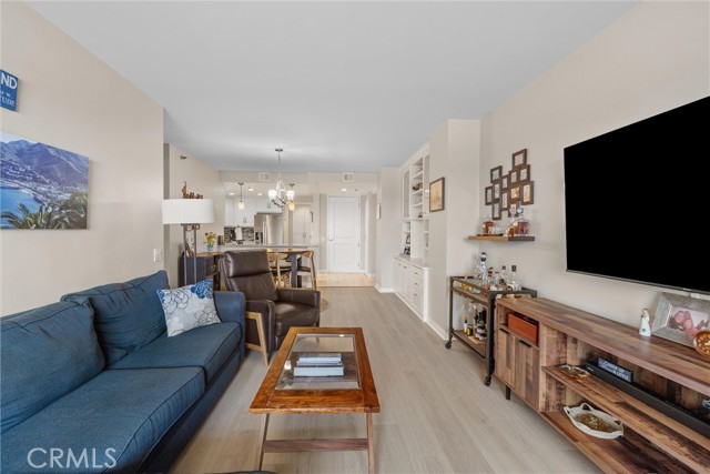 Detail Gallery Image 8 of 32 For 525 E Seaside Way #905,  Long Beach,  CA 90802 - 2 Beds | 1/1 Baths