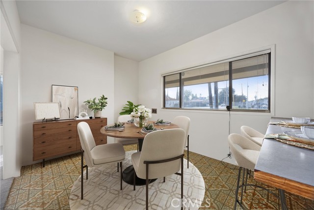 Detail Gallery Image 9 of 35 For 240 S Real, Bakersfield,  CA 93309 - 3 Beds | 2 Baths