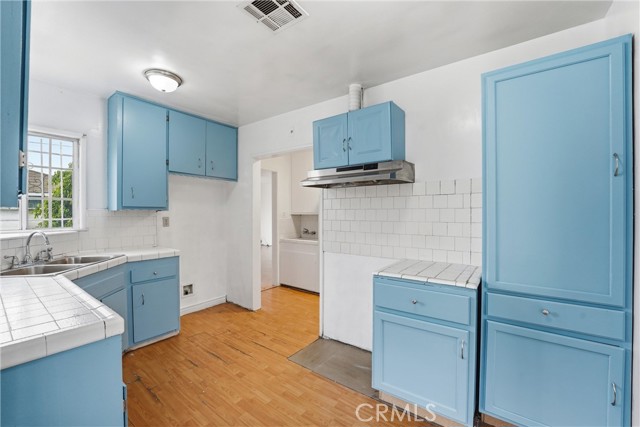 Detail Gallery Image 10 of 35 For 2717 W Tichenor, Compton,  CA 90220 - 4 Beds | 2 Baths