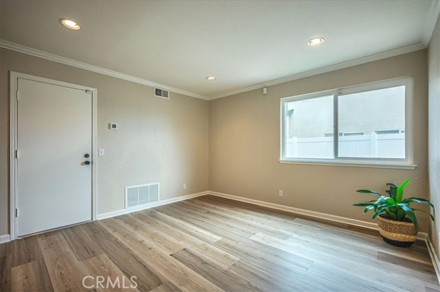 10627 Wildrose Drive, Rancho Cucamonga CA: https://media.crmls.org/medias/836beef0-bc1b-4c05-8c87-bd7a6bc7acd5.jpg