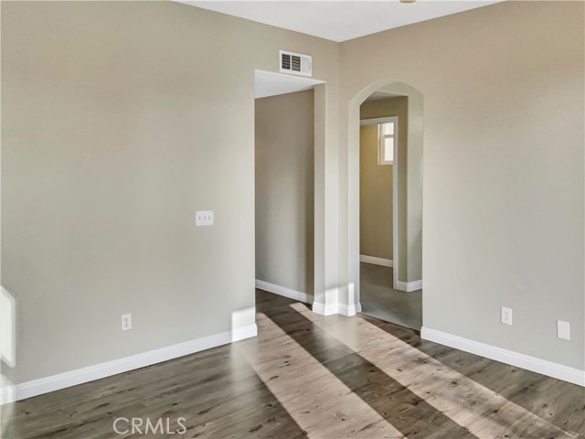 Detail Gallery Image 22 of 31 For 277 Bloomington Ave #132,  Rialto,  CA 92376 - 5 Beds | 3/1 Baths