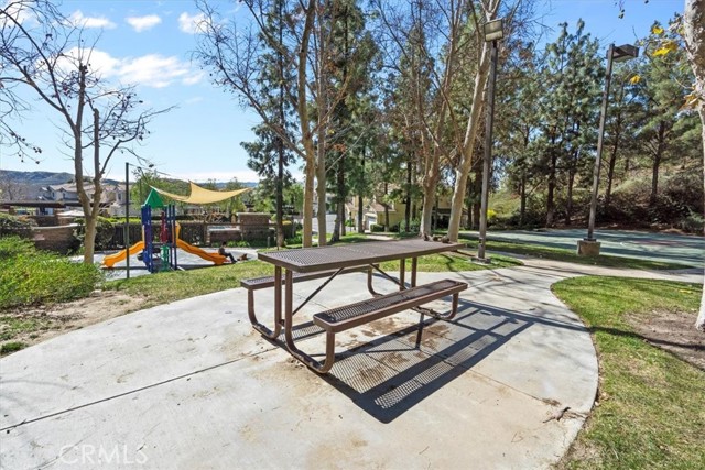 26502 Rock Creek Drive, Valencia CA: https://media.crmls.org/medias/836c8574-348e-40e7-84ac-7f96ed85cc99.jpg