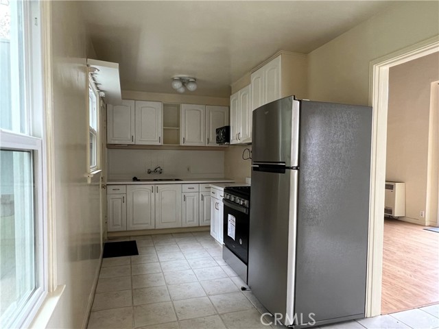 Detail Gallery Image 3 of 6 For 3107 Hollycrest, Los Angeles,  CA 90068 - – Beds | – Baths