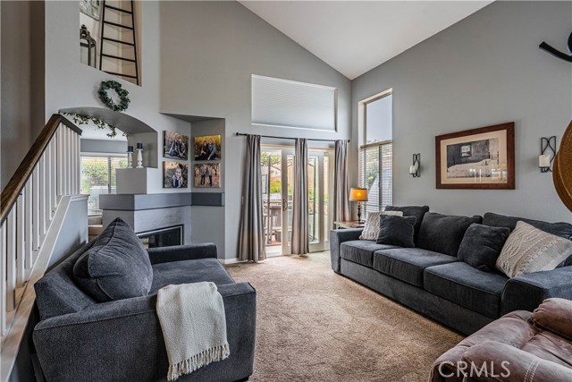 Detail Gallery Image 8 of 59 For 29385 N Lake Dr, Lake Elsinore,  CA 92530 - 3 Beds | 2/1 Baths