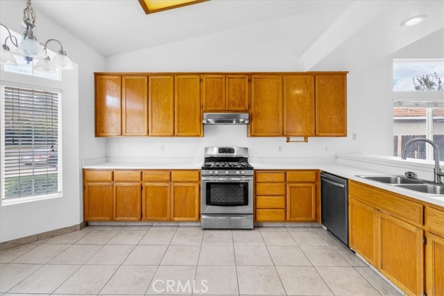 Detail Gallery Image 12 of 55 For 1986 Woodhaven, Merced,  CA 95340 - 3 Beds | 2 Baths