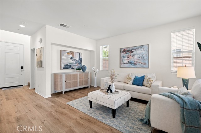 Detail Gallery Image 32 of 47 For 1406 Girona Drive, Phillips Ranch,  CA 91766 - 4 Beds | 3 Baths