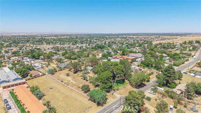 4819 Columbia Way, Lancaster CA: https://media.crmls.org/medias/836eea46-91e1-4b88-946e-126a598ca22b.jpg