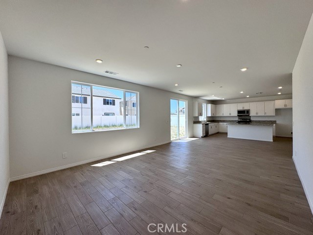 Detail Gallery Image 17 of 62 For 29943 Ballast Rd, Menifee,  CA 92584 - 4 Beds | 3 Baths