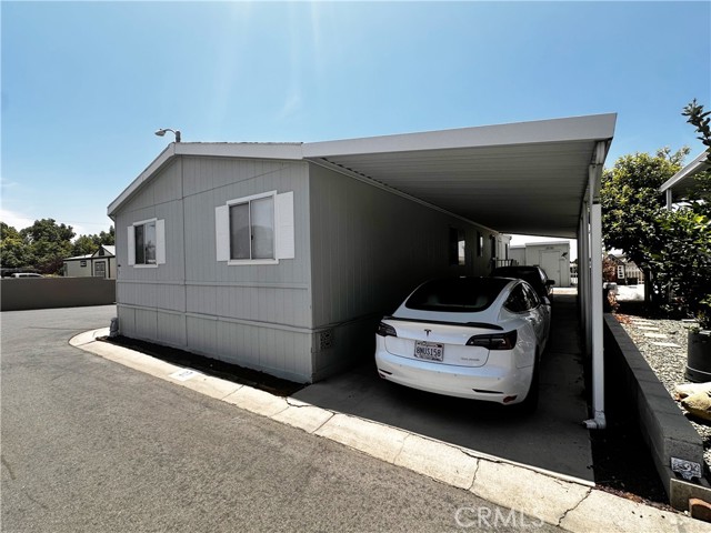 2140 Mentone Boulevard, Mentone CA: https://media.crmls.org/medias/8370e12f-68ce-428f-9fbb-9382ae184838.jpg