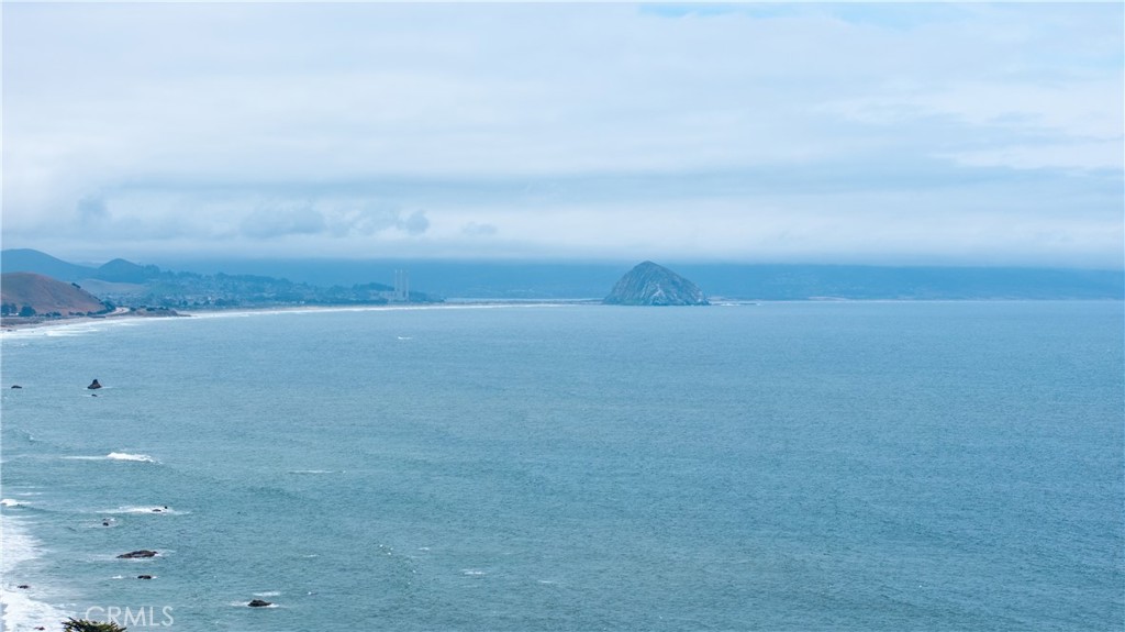 https://media.crmls.org/medias/8371585d-7e7c-42df-930b-19ac8d1fdc1d.jpg?preset=X-Large