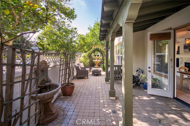 1 Evergreen Road, Ladera Ranch CA: https://media.crmls.org/medias/8371769e-cf40-4b1c-bdc8-340484ebfb8d.jpg