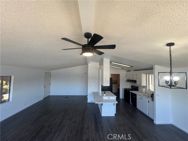 Image 3 for 1250 N Kirby St #42, Hemet, CA 92545