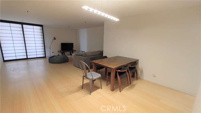 Image 3 for 10660 Wilshire Blvd #407, Los Angeles, CA 90024