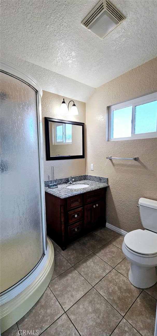 9715 Raven Circle, Fountain Valley CA: https://media.crmls.org/medias/8372c06f-c041-4add-aa5b-939806627554.jpg