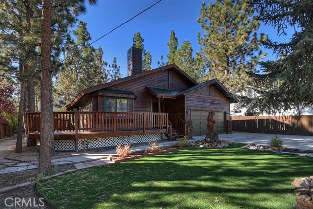 Detail Gallery Image 4 of 38 For 524 E Mountain View, Big Bear City,  CA 92314 - 3 Beds | 2 Baths