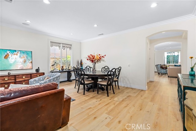 Detail Gallery Image 3 of 61 For 154 Treehouse, Irvine,  CA 92603 - 5 Beds | 4/1 Baths