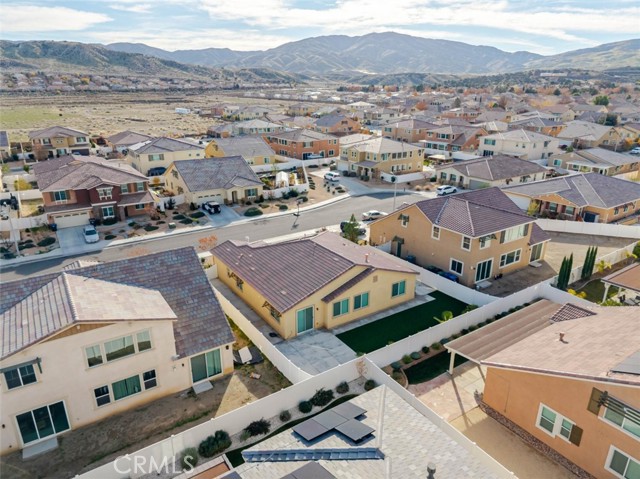 Detail Gallery Image 6 of 35 For 2107 Helconia Ct, Palmdale,  CA 93551 - 3 Beds | 2 Baths