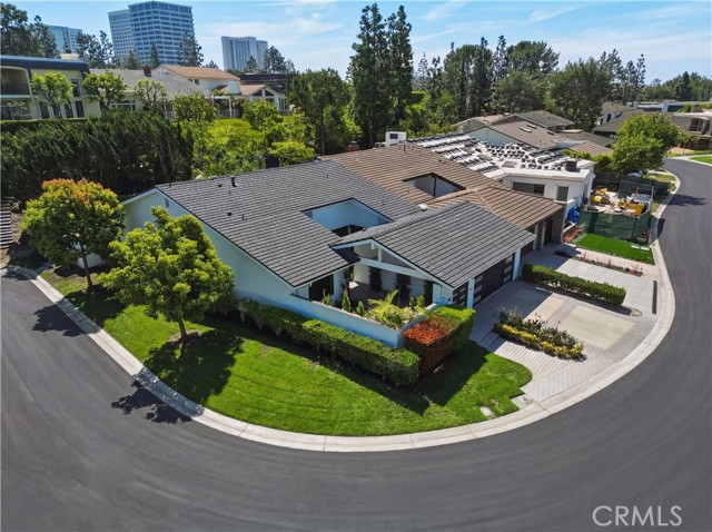 Detail Gallery Image 41 of 42 For 22 Rue Cannes, Newport Beach,  CA 92660 - 2 Beds | 2 Baths