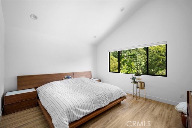 2305 Henrietta Avenue, La Crescenta CA: https://media.crmls.org/medias/83768d02-ccc9-4416-9c9d-d330c85d5e72.jpg