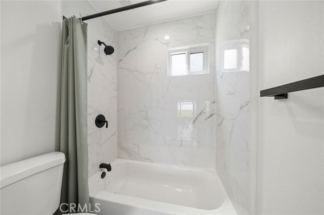 961 W 21st, San Pedro CA: https://media.crmls.org/medias/83778be3-d765-4e2b-842f-56744c2e1c07.jpg