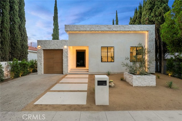 17827 Miranda Street, Encino CA: https://media.crmls.org/medias/837870d6-50ec-4530-97bd-677061c9eb2a.jpg