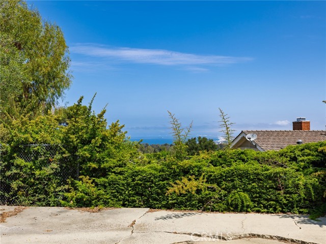5046 Range Horse Lane, Rolling Hills Estates CA: https://media.crmls.org/medias/8378e671-4a4b-4141-ba80-fb0ebcebea00.jpg