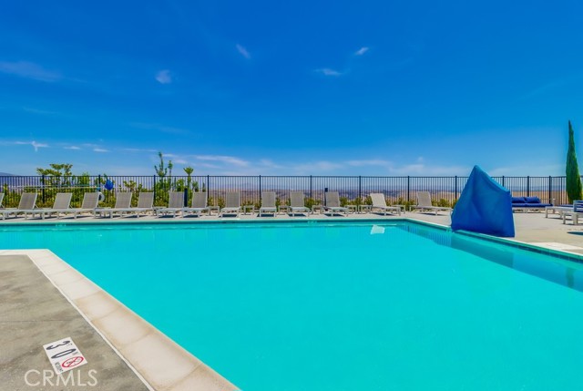 1905 Soho Lane, Chula Vista CA: https://media.crmls.org/medias/8379b3b5-6989-4482-b1c6-b3bc82489aba.jpg