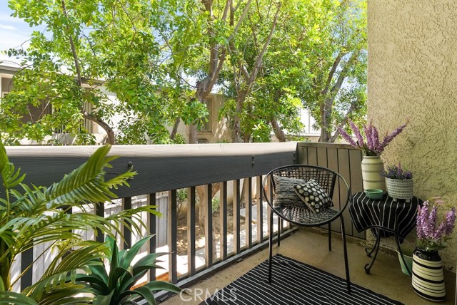 Detail Gallery Image 12 of 34 For 18620 Hatteras Street #223,  Tarzana,  CA 91356 - 3 Beds | 2 Baths