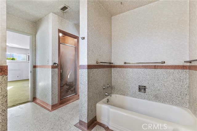 Detail Gallery Image 27 of 60 For 249 S Lincoln St, Burbank,  CA 91506 - 3 Beds | 2 Baths