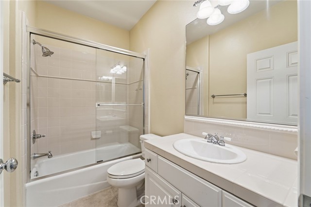 Detail Gallery Image 28 of 35 For 11548 Santini Ln, Porter Ranch,  CA 91326 - 5 Beds | 4 Baths