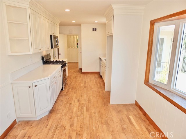 402 Avenue E, Redondo Beach, California 90277, 3 Bedrooms Bedrooms, ,2 BathroomsBathrooms,Residential,Sold,Avenue E,SB21162961
